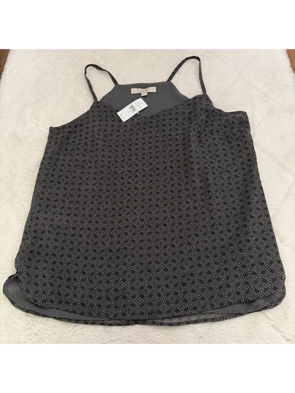 Ann Taylor Loft Womens NWT Medium Gray Geometric Pattern Blouse Cami